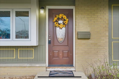 unlisted-address, Hoffman Estates, IL 60169 - photo 3