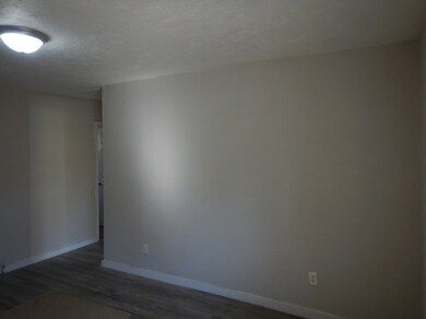 8608 Prairie View Dr, Houston, TX 77088 - photo 3