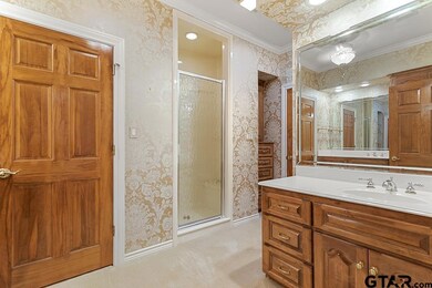 1149 1149 Garden Park Cir, Tyler, TX 75703 - photo 5