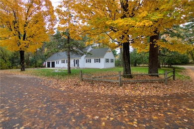 347 Heather Rd, Eau Claire, WI 54701 - photo 2