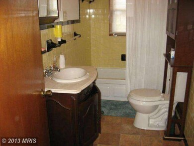 2493 Ridge Hollow Rd, Edinburg, VA 22824 - photo 4