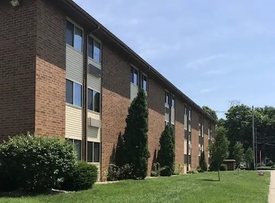 Longfellow Plaza Affordable Senior Community, Anderson, IN 46016 - photo 2