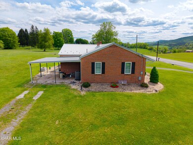 2140 Hyndman rd (1)-05