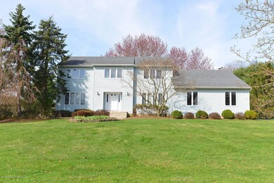 16 Country Squire Ln, Holmdel, NJ 07733 - photo 2