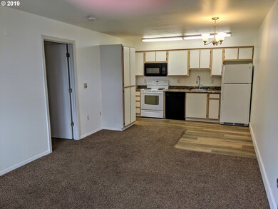 Kitchen/Living Room