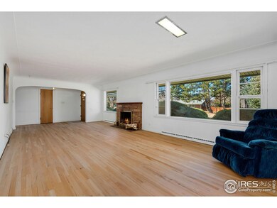 Genuine Hardwood Floors and welcoming arched foyer.