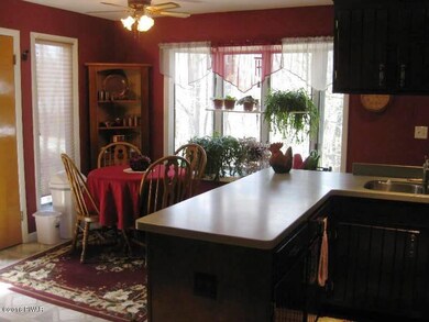 216 Broadmoor Dr, Blooming Grove, PA 18428 - photo 7