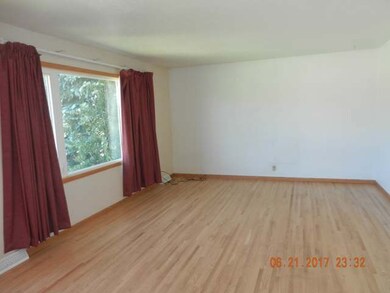 305 1st St SE, Mandan, ND 58554 - photo 4