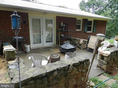 18359 Fox Mountain Ln, Culpeper, VA 22701 - photo 2