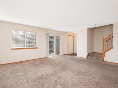 14974 Chestnut Ln, Savage, MN 55378 - photo 3