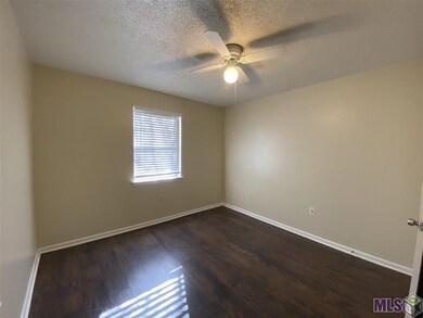 4133 Lee St unit 15, Zachary, LA 70791 - photo 6