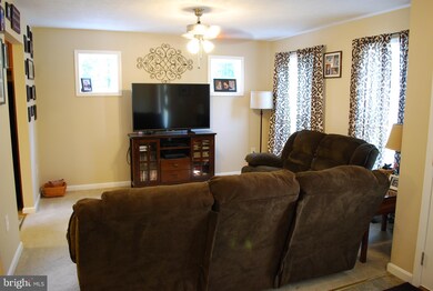 350 Monticello Dr, Colonial Beach, VA 22443 - photo 4