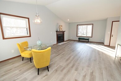 7590 Pickett Ln, Columbus, OH 43235 - photo 5