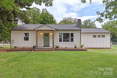 918 2nd St, Kings Mountain, NC 28086 - photo 3