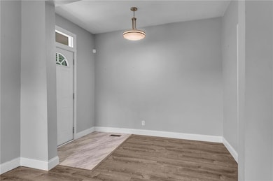 2058 SW Buchanan St, Topeka, KS 66604 - photo 7