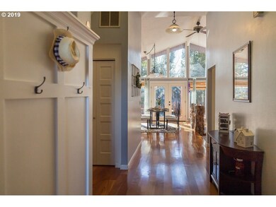 Entrance/Foyer