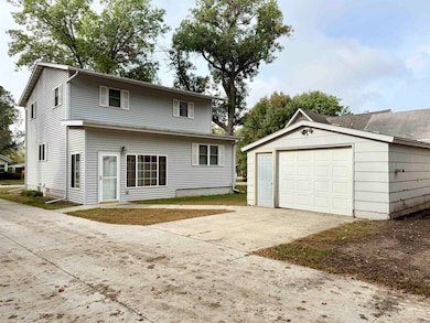 701 W 4th St, Spencer, IA 51301 - photo 2