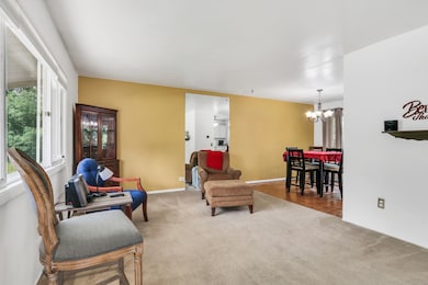 18758 W Highfield Dr, Gurnee, IL 60031 - photo 3