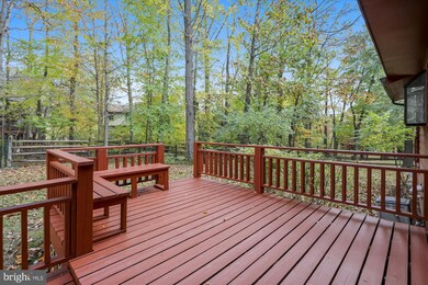 12 Scotch Mist Ct, Potomac, MD 20854 - photo 3