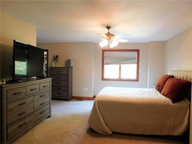 Large master ensuite. Sweet dreams!
