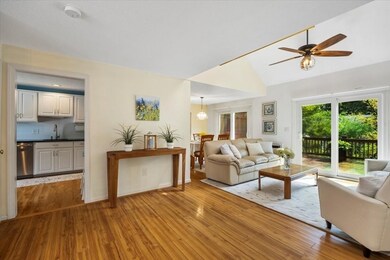 14 Cedarledge Village, Cohasset, MA 02025 - photo 4