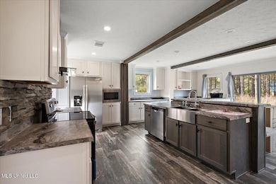 1039 Red Hawk Way, Summit, MS 39666 - photo 6