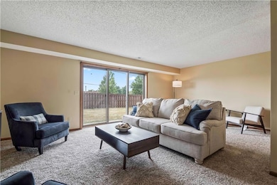 1112 Jeff Cir, Paola, KS 66071 - photo 5