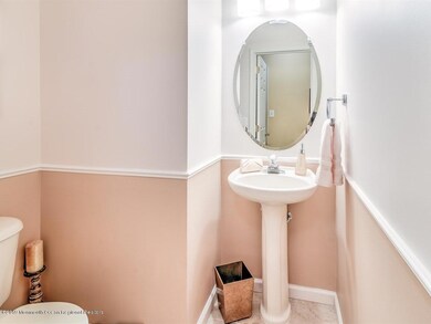 004_POWDER ROOM