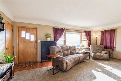 1604 9th Ave SW, Cedar Rapids, IA 52404 - photo 4