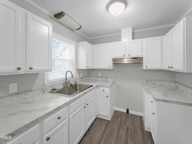 6-web-or-mls-112 Bradsher Rd 6