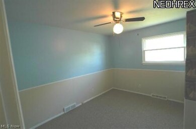 1743 Eldon Dr, Wickliffe, OH 44092 - photo 3