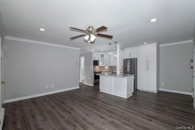 30 Westgate Dr unit HD33, Bohemia, NY 11716 - photo 3