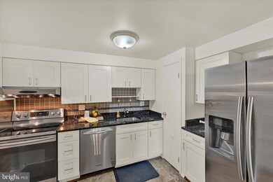 16 Hapsburg Ct, Parkville, MD 21234 - photo 7