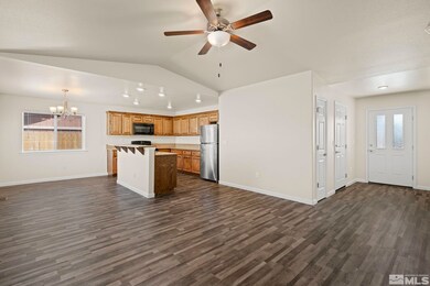 426 Fort Sutter Blvd, Fernley, NV 89408 - photo 4