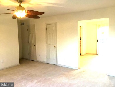 107 Manchester Ct, Harleysville, PA 19438 - photo 6