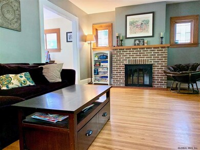 43 Peyster St, Albany, NY 12208 - photo 5