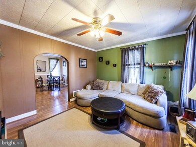 129 Herman Ave, Lemoyne, PA 17043 - photo 2