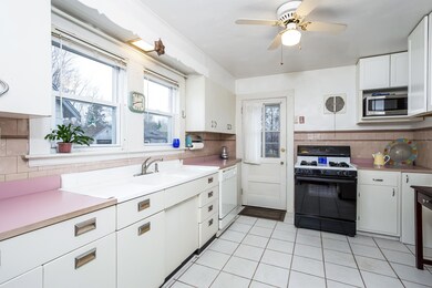 10 Burr Pkwy, Wareham, MA 02571 - photo 4