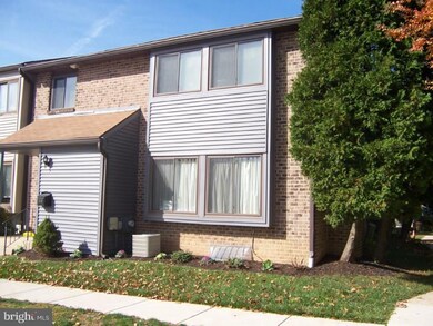 22 Fitzwatertown Rd unit G9, Willow Grove, PA 19090 - photo 2