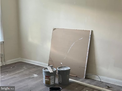 7525 Lange St, Baltimore, MD 21224 - photo 2