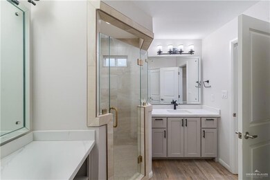 909 W Sycamore Ave, Alton, TX 78573 - photo 7