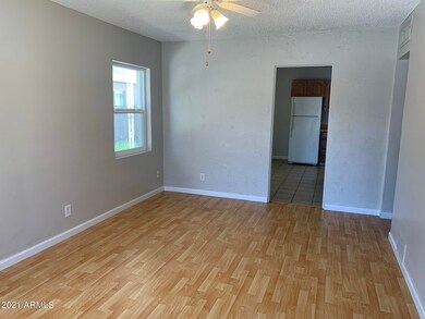 452 S Solomon unit 1, Mesa, AZ 85204 - photo 2