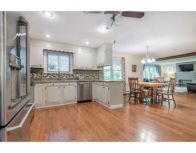 31 Bradford St, North Andover, MA 01845 - photo 4