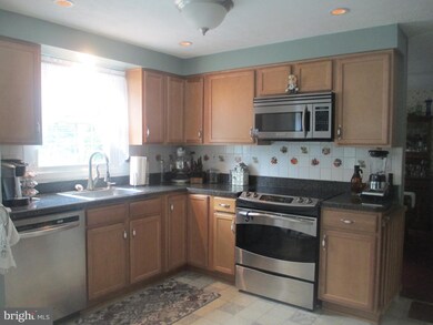 161 Alberts Way, Langhorne, PA 19047 - photo 6