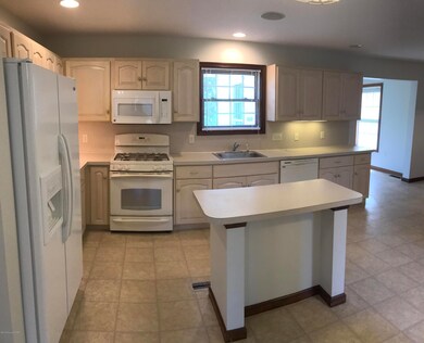 1112 State Rd, Effort, PA 18330 - photo 7