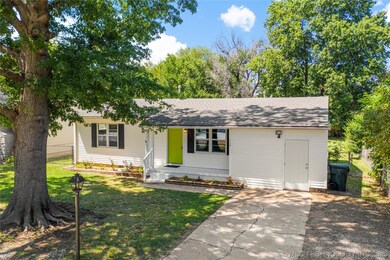 1113 N Muskogee Ave, Claremore, OK 74017 - photo 3