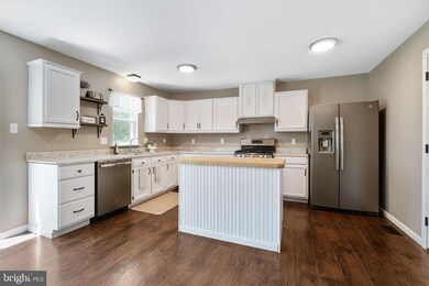 284 Chestnut Dr, Elkton, MD 21921 - photo 6