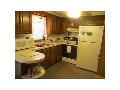 41 Chu Kaing Dr, Cumberland, RI 02864 - photo 7