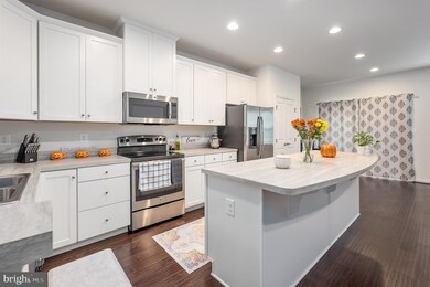 6530 Lafayette Ave, Bealeton, VA 22712 - photo 2