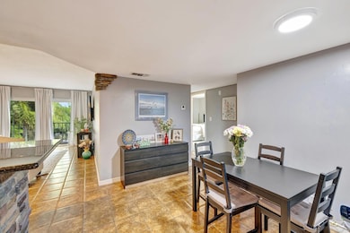 3004 NE 5th Terrace unit 208C, Wilton Manors, FL 33334 - photo 5